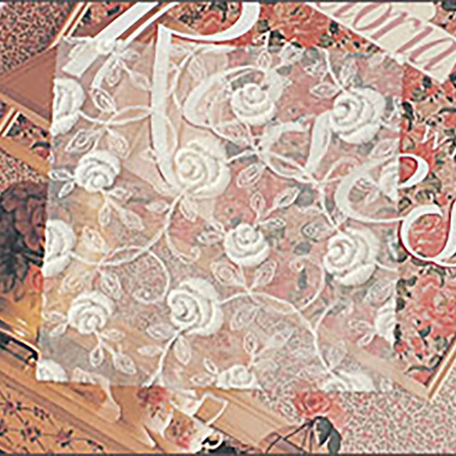 薔薇のチュールレースはぎれ